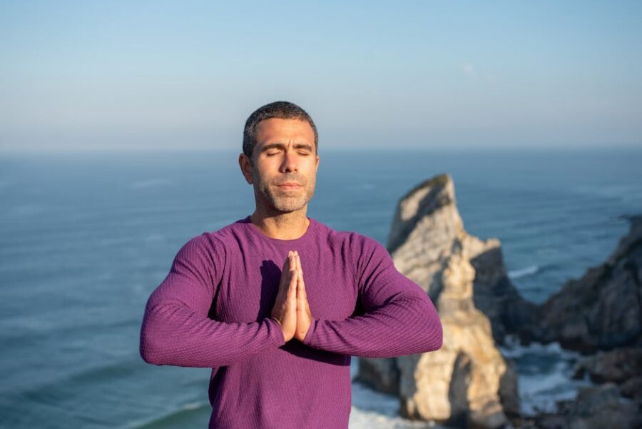 como a meditação transforma sua percepção pessoal e emocional